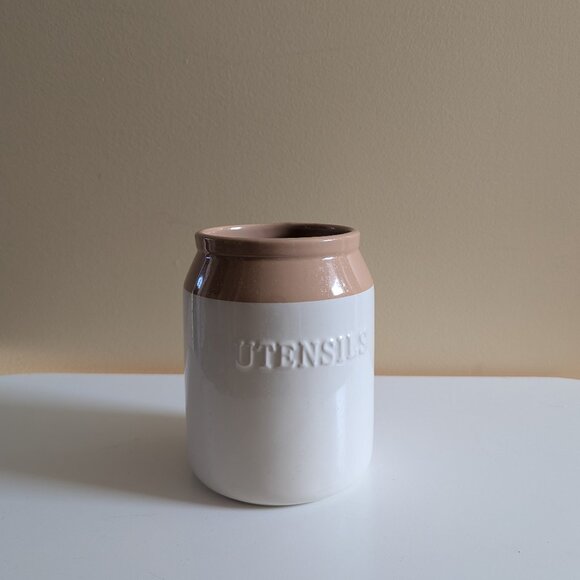 KITCHEN UTENSILS CERAMIC JAR - Picture 1 of 3